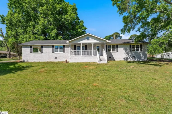 $325,000 | 207 Donaree Drive, Anderson, SC 29625