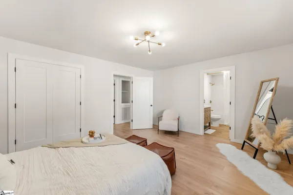 $325,000 | 207 Donaree Drive, Anderson, SC 29625