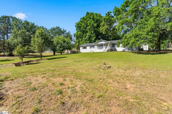 $325,000 | 207 Donaree Drive, Anderson, SC 29625