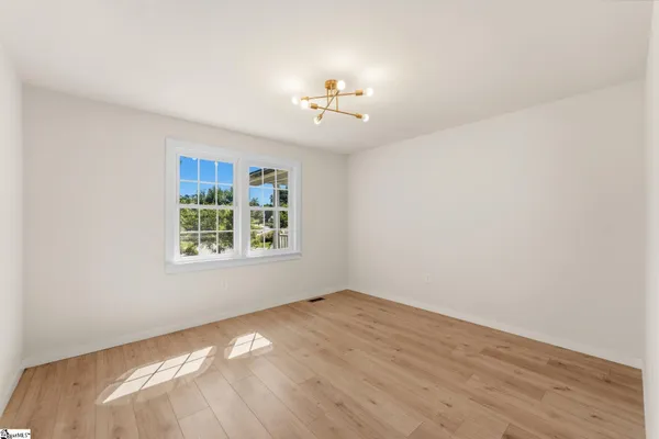 $325,000 | 207 Donaree Drive, Anderson, SC 29625