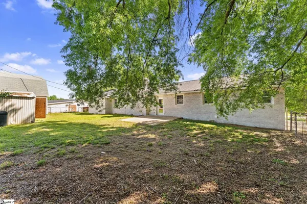 $325,000 | 207 Donaree Drive, Anderson, SC 29625