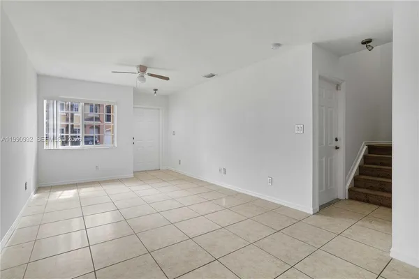 $449,000 | 330 Southwest 2nd Avenue, Unit 3, Hallandale Beach, FL 33009