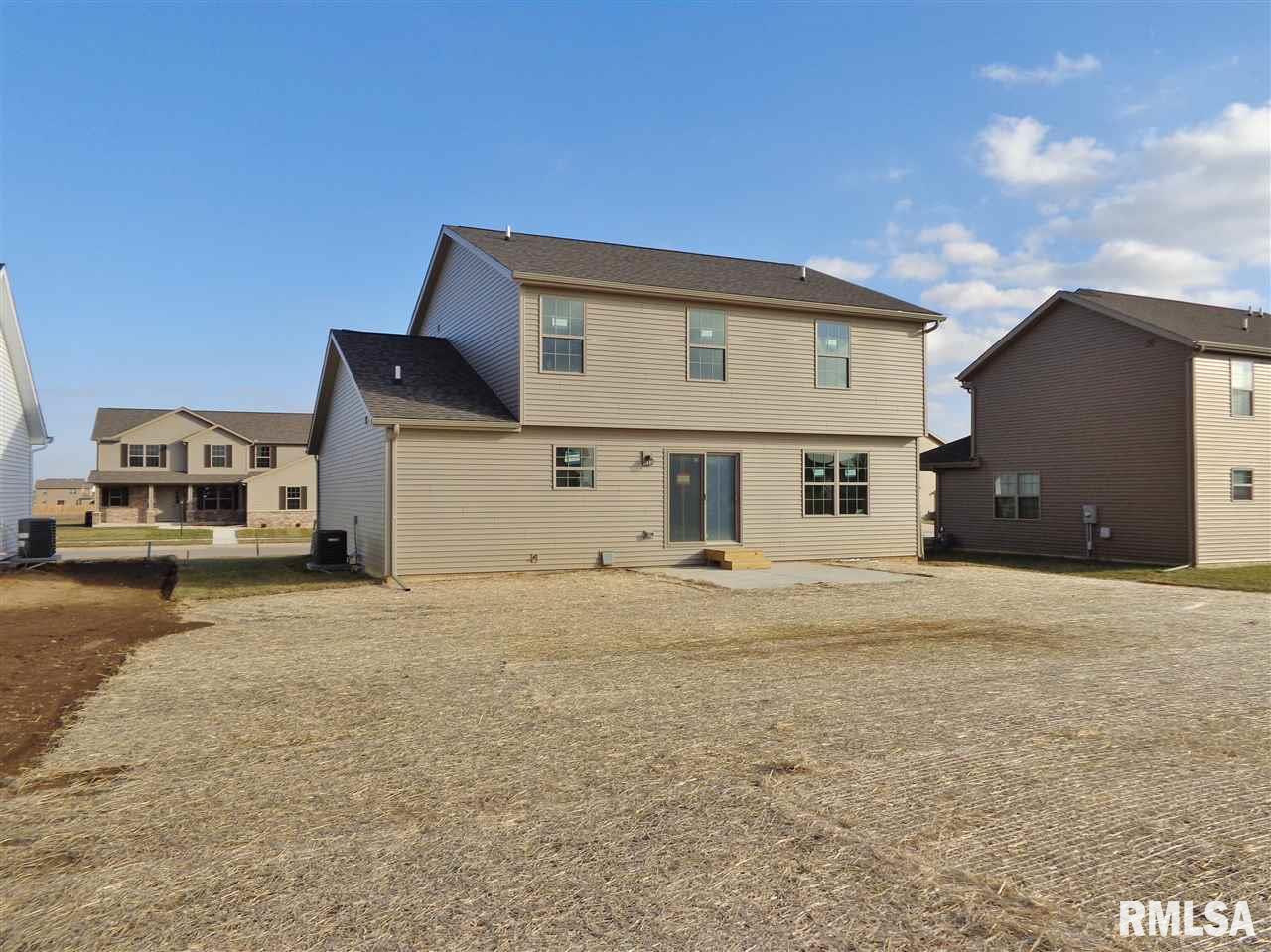 726 Labrador Way Washington, IL 61571 - Photo 4 of 24 Gallery Image 4