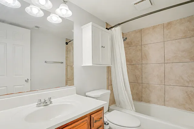 $139,900 | 2807 Glenwood Lansing Road, Unit 112, Lynwood, IL 60411