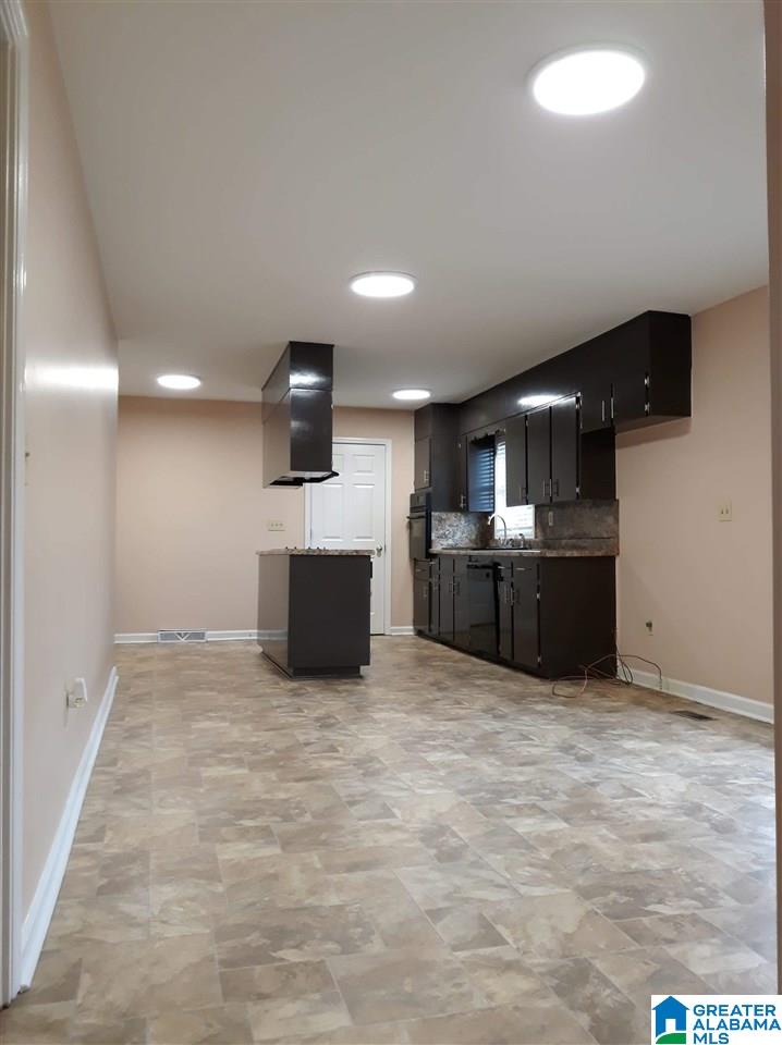 952 5th Way Pleasant Grove, AL 35127 - Photo 7 of 20