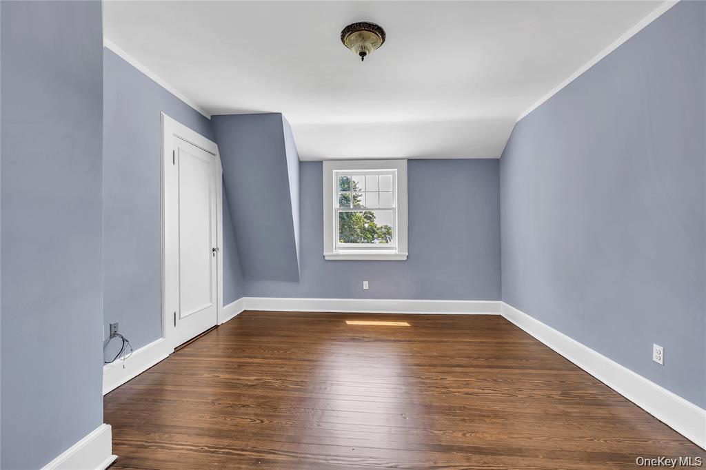 158 East Shore Road Huntington, NY 11743 - Photo 27 of 42 One of the 6 Bedrooms