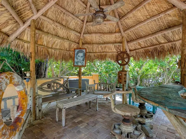 $1,499,000 | 2212 6th Street West, Palmetto, FL 34221