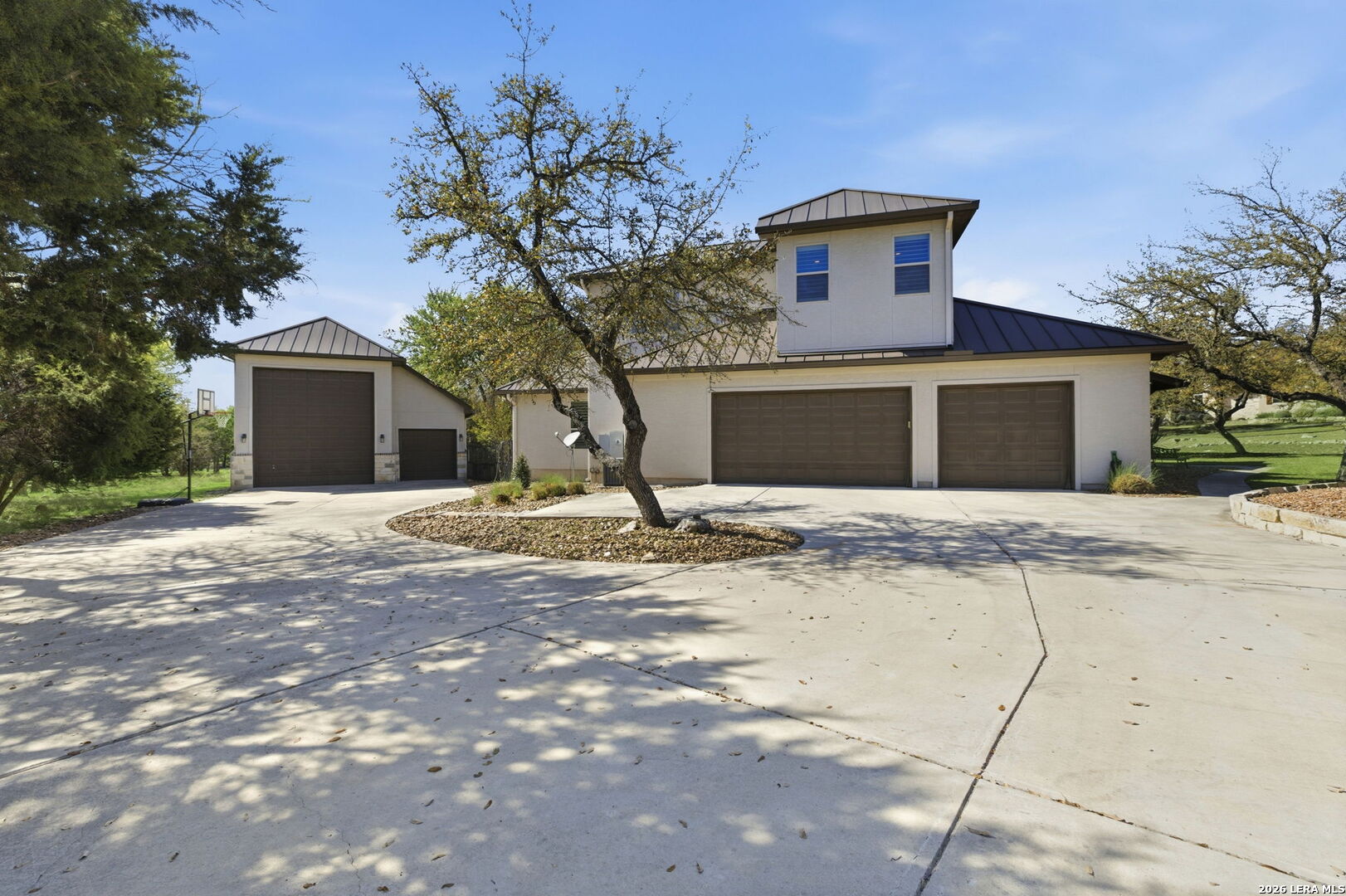 5 Sendero Fair Oaks Ranch, TX 78015 - Photo 4 of 29