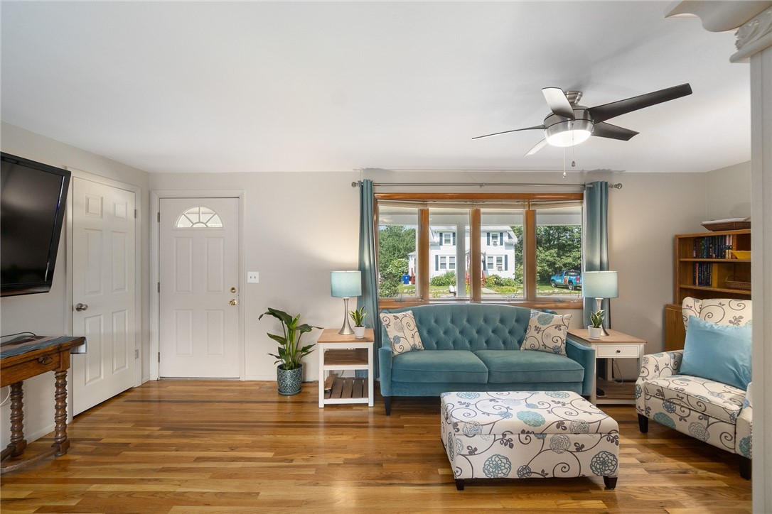 8 Birch Swamp Road Warren, RI 02885 - Photo 3 of 50 Gallery Image 3