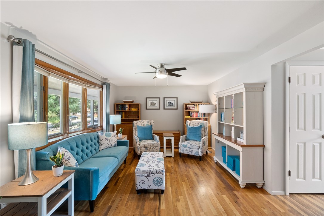 8 Birch Swamp Road Warren, RI 02885 - Photo 4 of 50 Gallery Image 4