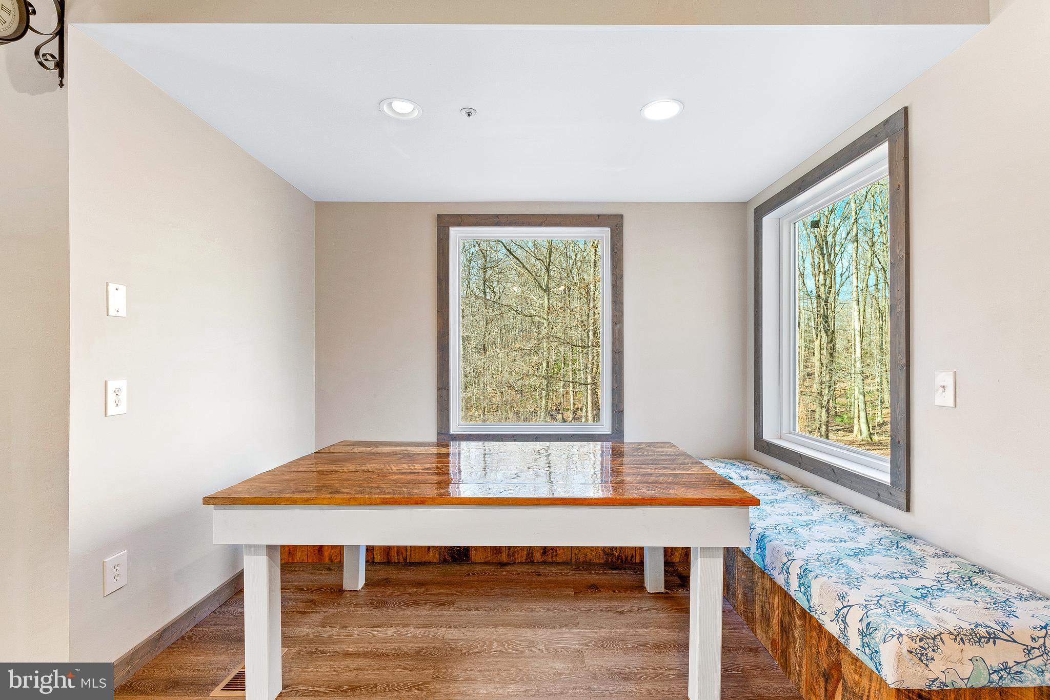 10905 Cross Rd Trail Brandywine, MD 20613 - Photo 14 of 52 Dining / window seating