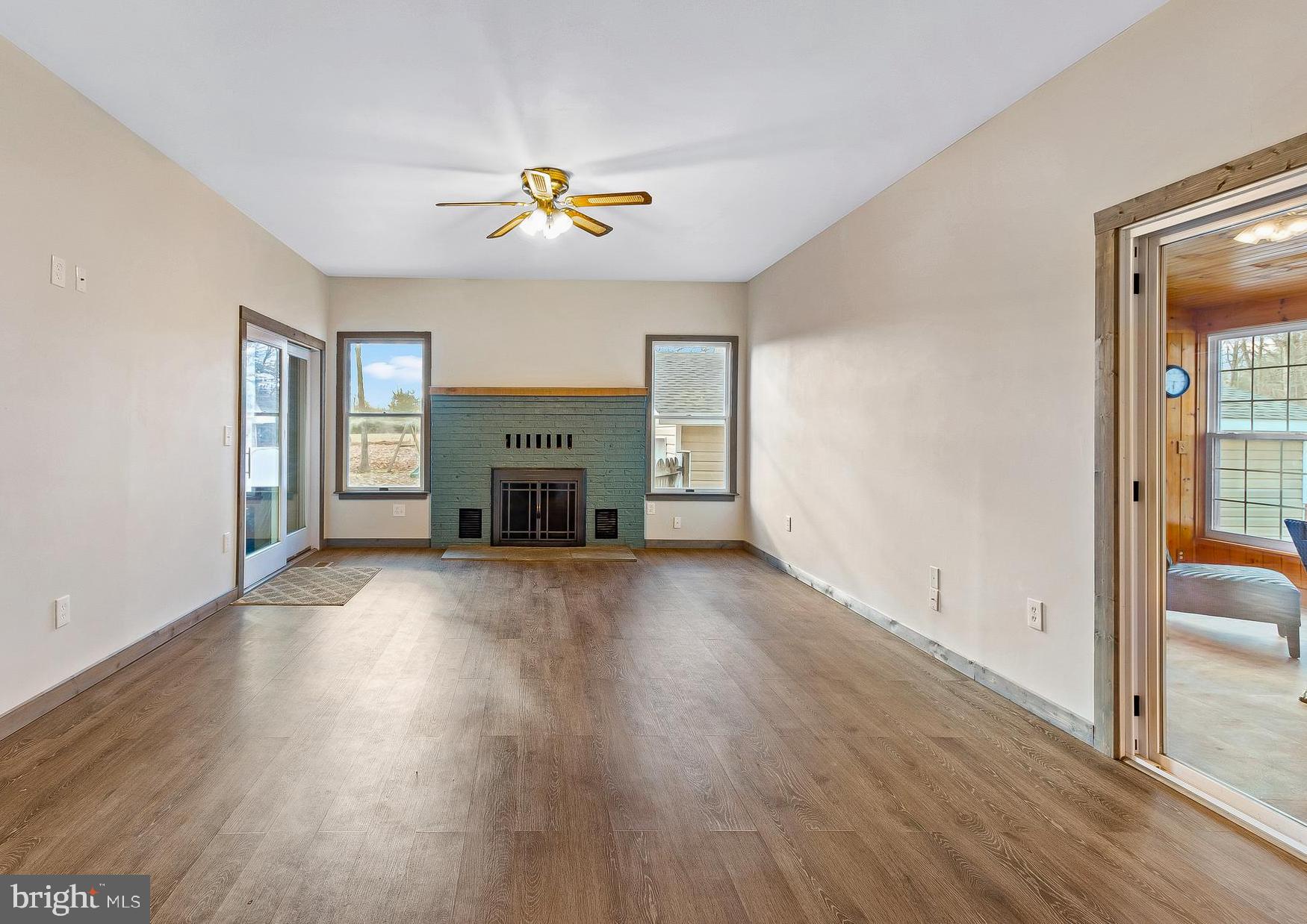 10905 Cross Rd Trail Brandywine, MD 20613 - Photo 16 of 52 Family room