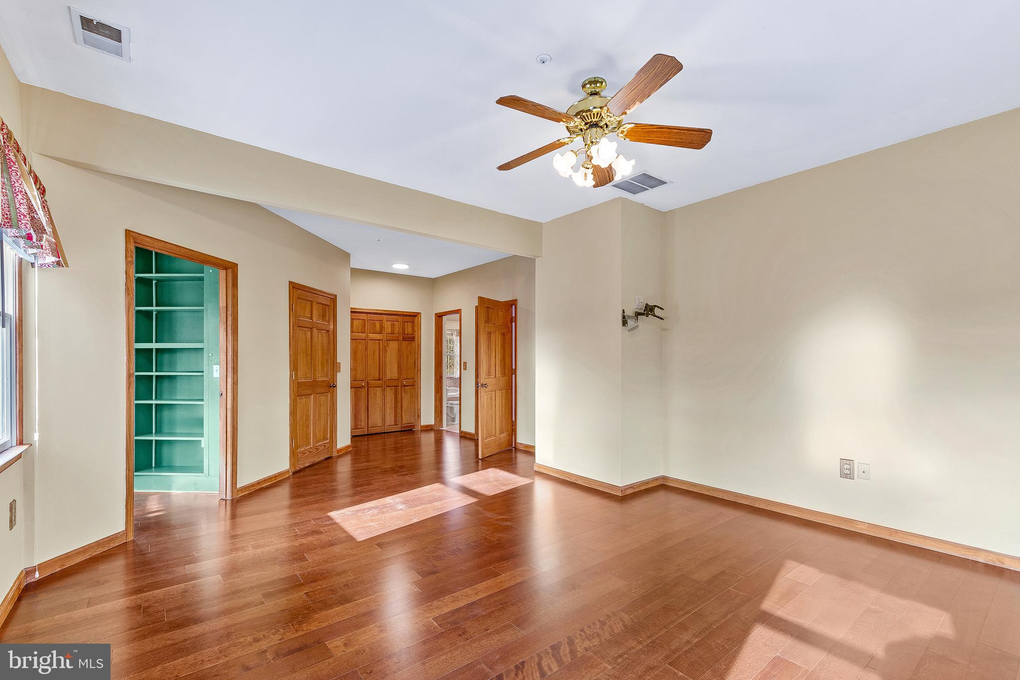 10905 Cross Rd Trail Brandywine, MD 20613 - Photo 28 of 52 Upper level Owner's suite