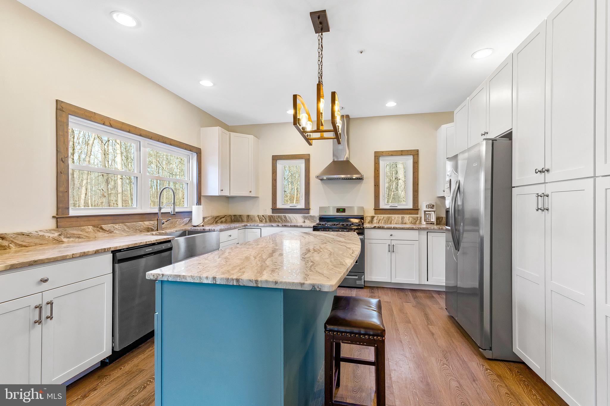 10905 Cross Rd Trail Brandywine, MD 20613 - Photo 9 of 52 Kitchen