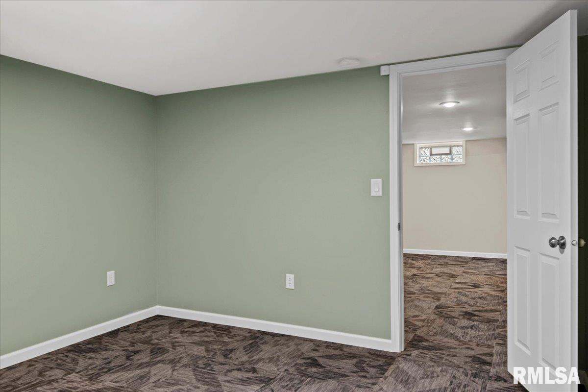 2118 East Hood Street Springfield, IL 62703 - Photo 34 of 43 Gallery Image 34