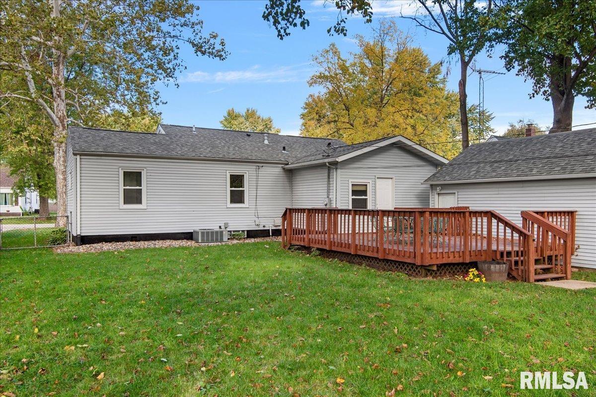 2118 East Hood Street Springfield, IL 62703 - Photo 38 of 43 Gallery Image 38