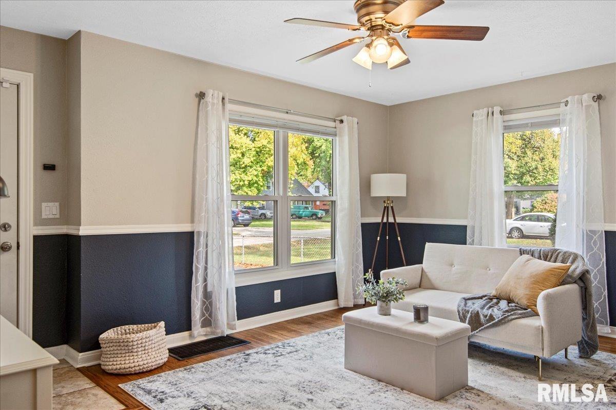 2118 East Hood Street Springfield, IL 62703 - Photo 9 of 43 Gallery Image 9