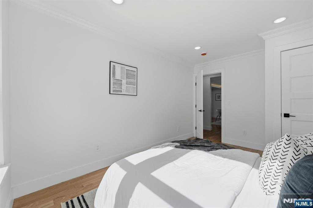 275 Longview Road Union, NJ 07083 - Photo 16 of 43