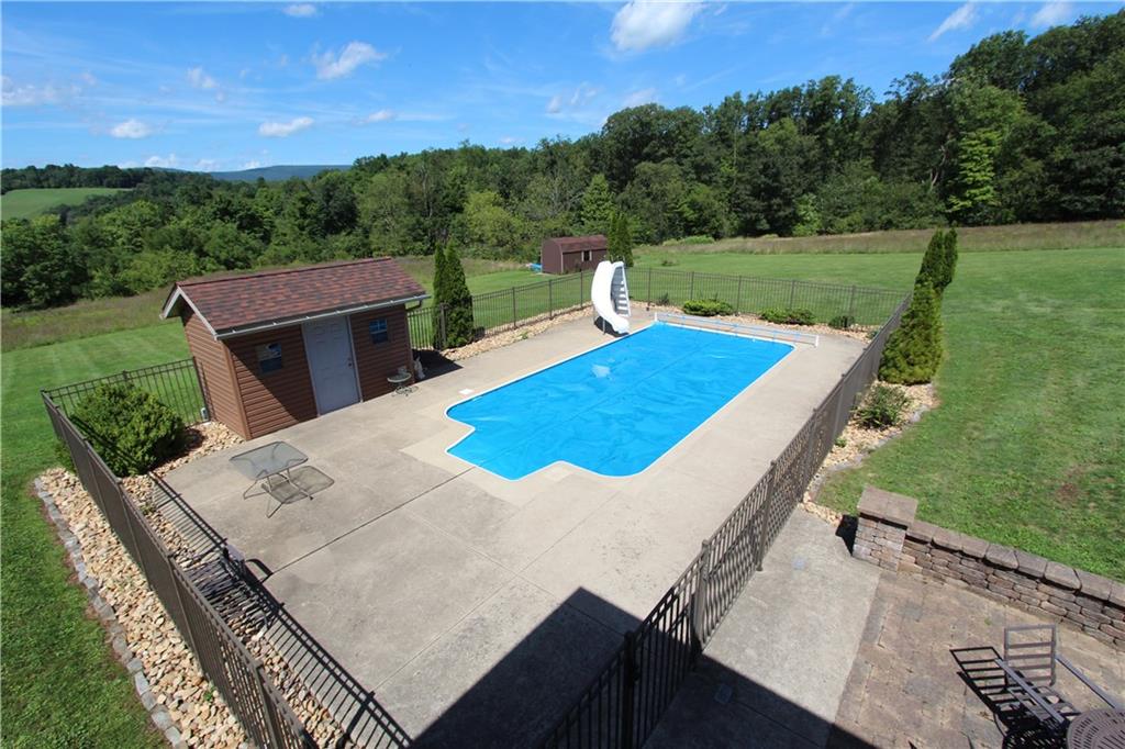 80 Ramsey Road Ligonier, PA 15658 - Photo 6 of 25 Gallery Image 6