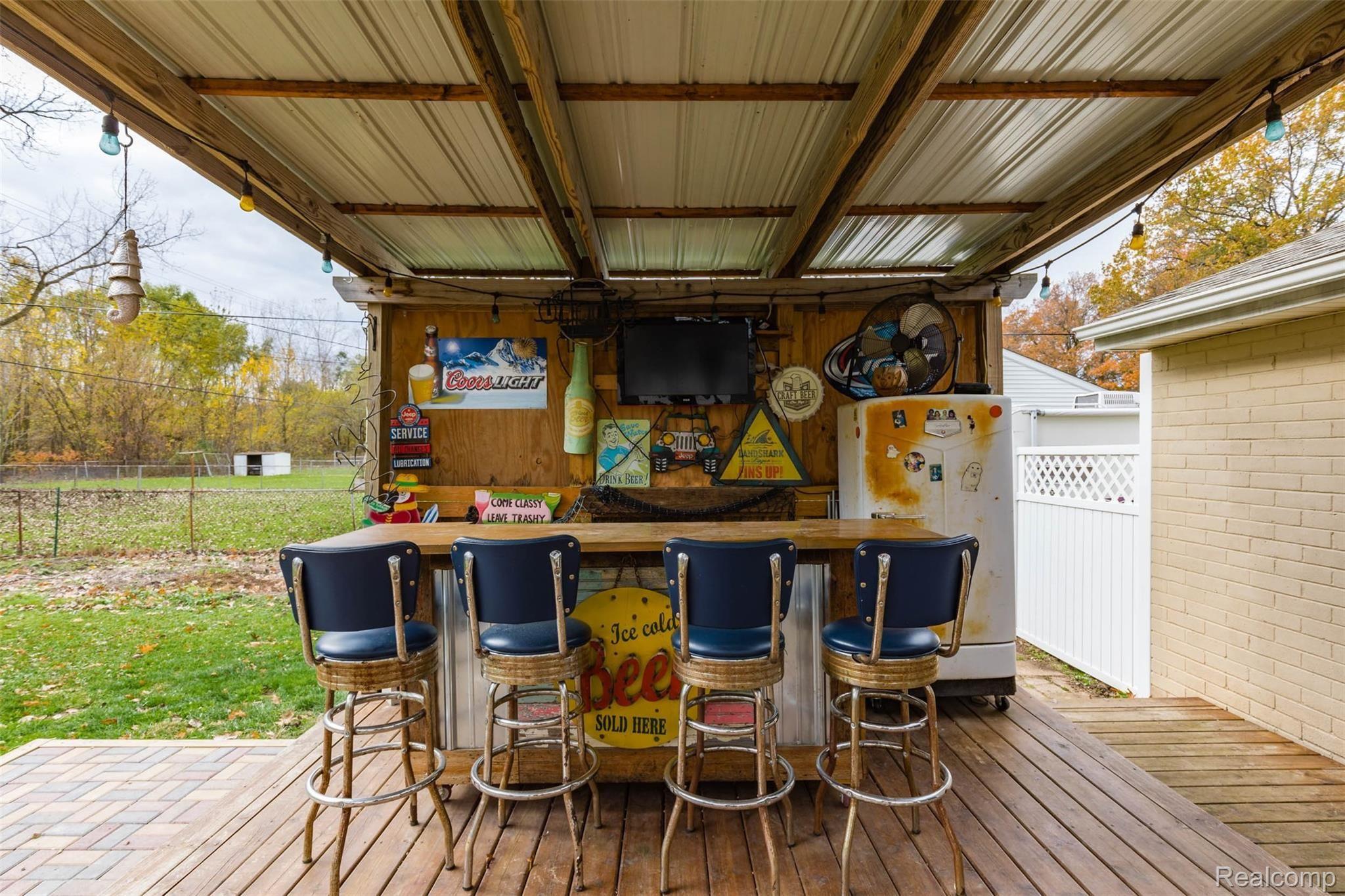 48437 Willis Road Belleville, MI 48111 - Photo 19 of 29 47076 Willis Rd-14.jpg