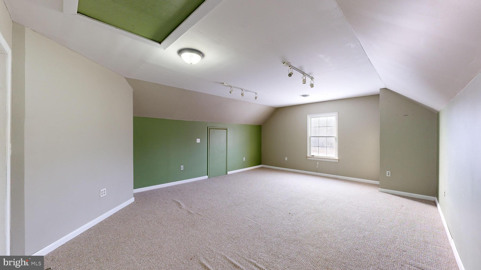 460 John Hurd Road Harrington, DE 19952 - Photo 63 of 94 Third floor room #2