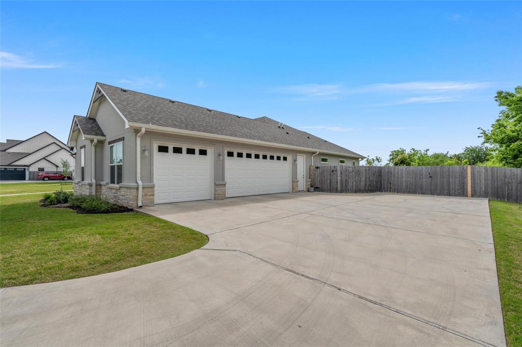 624 Lindsay Lane Robinson, TX 76706 - Photo 35 of 39 a view of a house with a yard