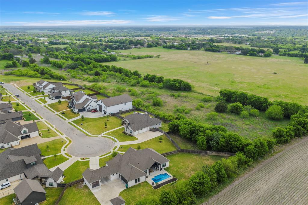 624 Lindsay Lane Robinson, TX 76706 - Photo 38 of 39 a view of a city with ocean view