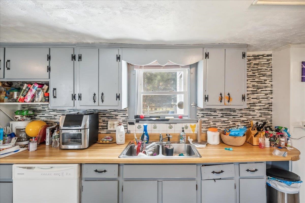 101 Old Pump Road Jericho, VT 05465 - Photo 13 of 42