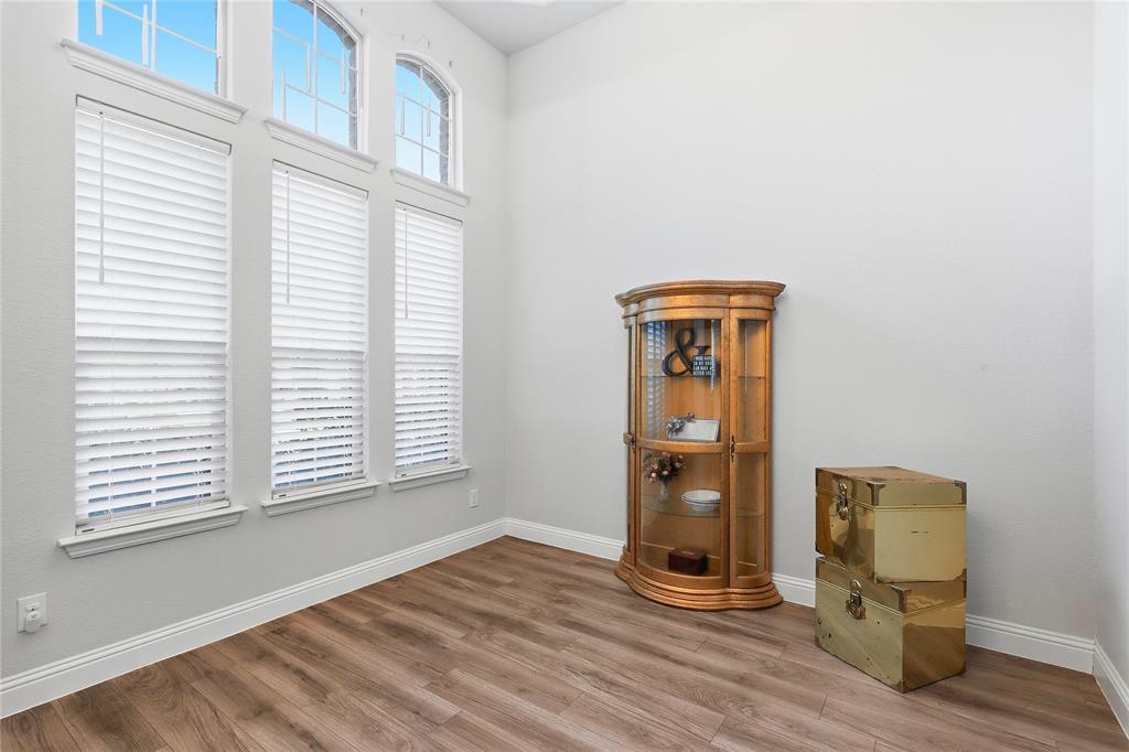 14849 Complacent Way Aledo, TX 76008 - Photo 7 of 40