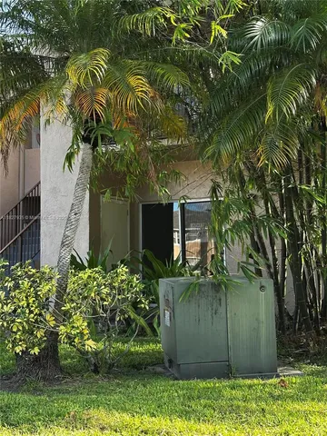 $250,000 | 2331 Northwest 96th Terrace, Unit 17F, Pembroke Pines, FL 33024