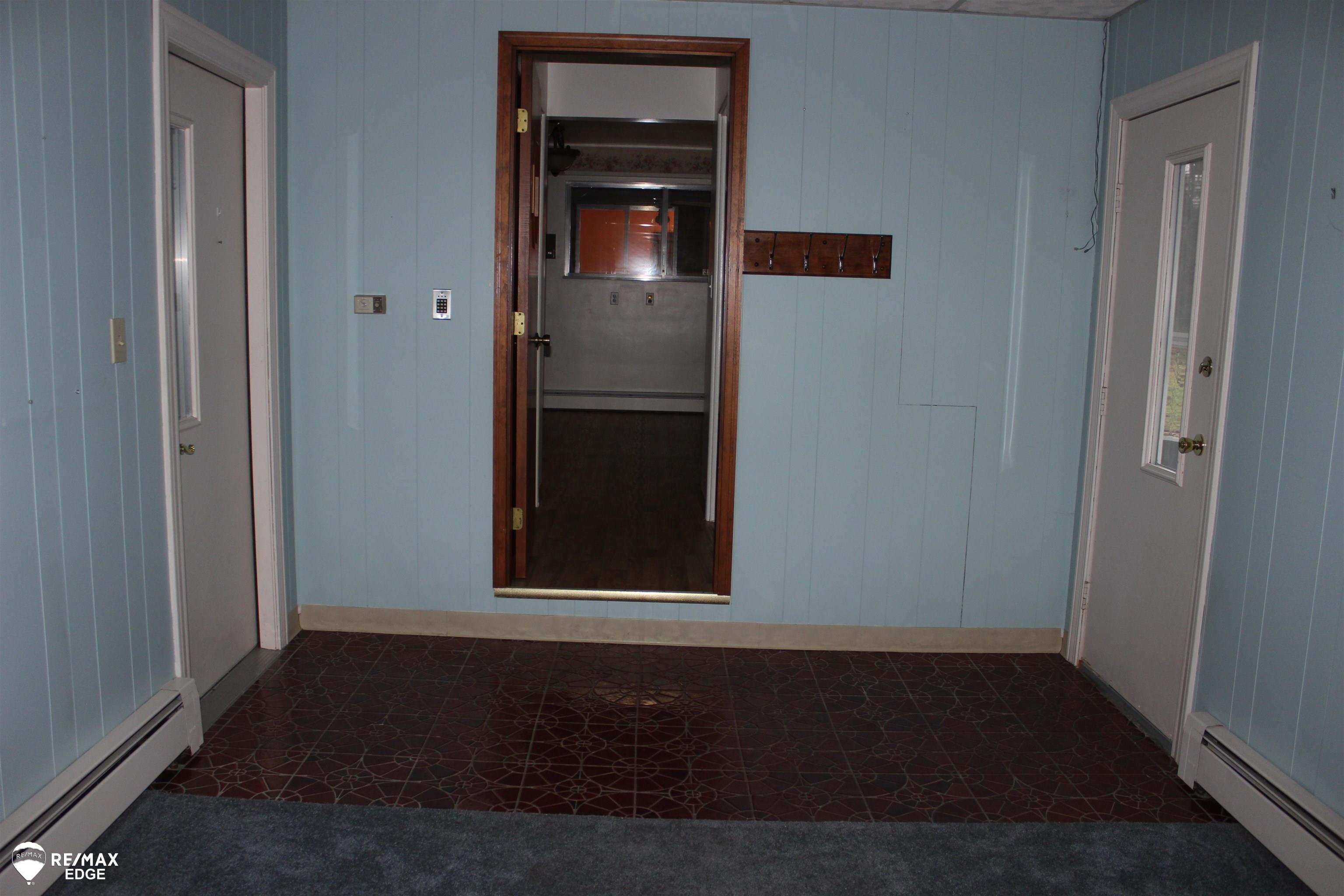 8047 Seymour Road Flushing, MI 48433 - Photo 15 of 47