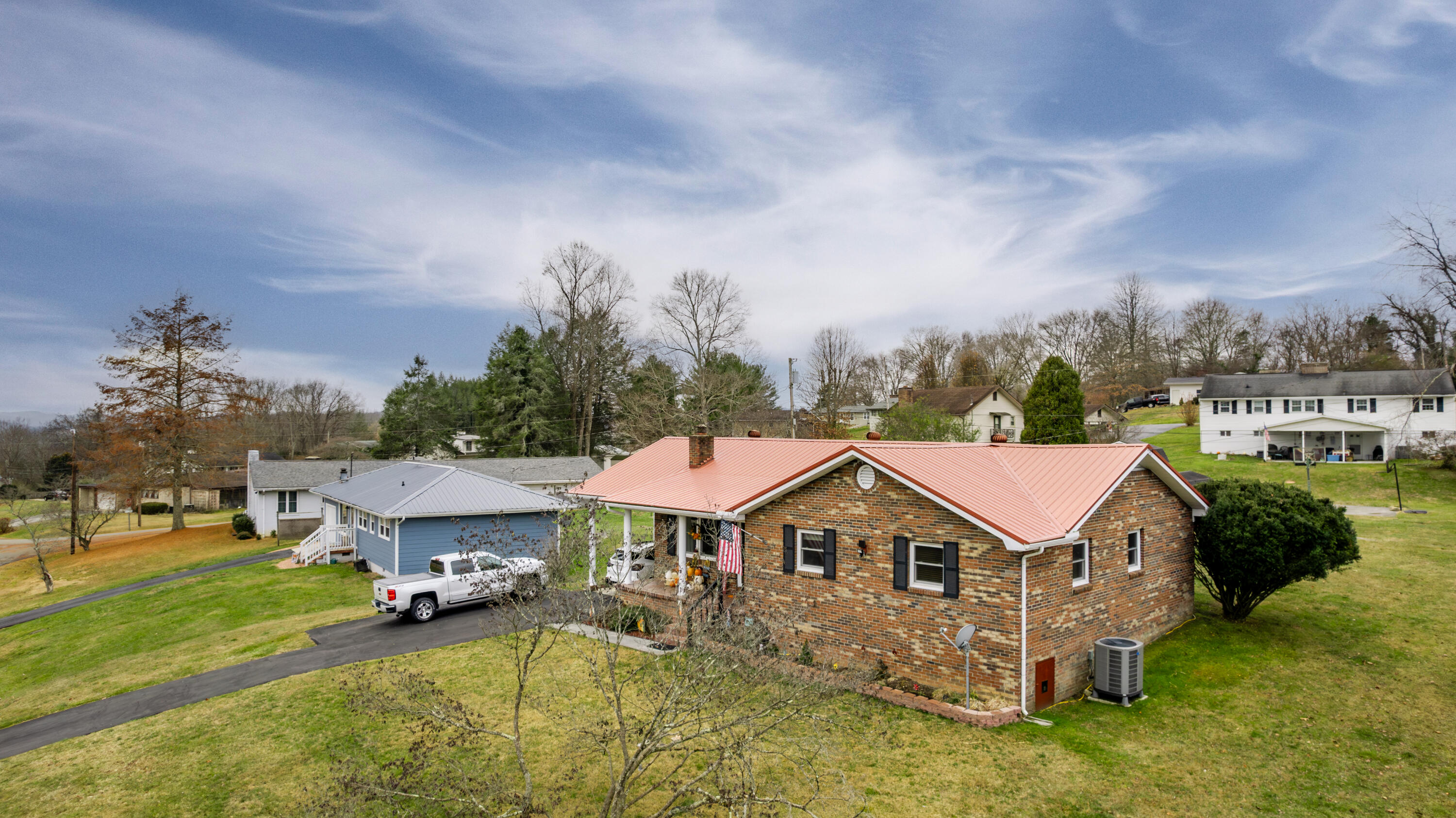 3317 Sunset Drive St. Paul, VA 24283 - Photo 2 of 27 WBP-Sunset-Dr-8