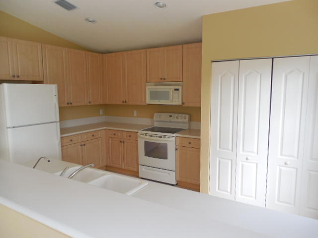 2658 Southwest Regency Road Stuart, FL 34997 - Photo 18 of 27 DSCN0905