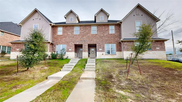 $2,600 | 2157 Big River Street, College Station, TX 77840