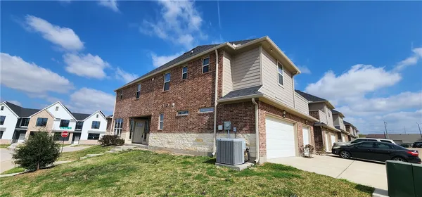 $2,400 | 2157 Big River Street, College Station, TX 77840