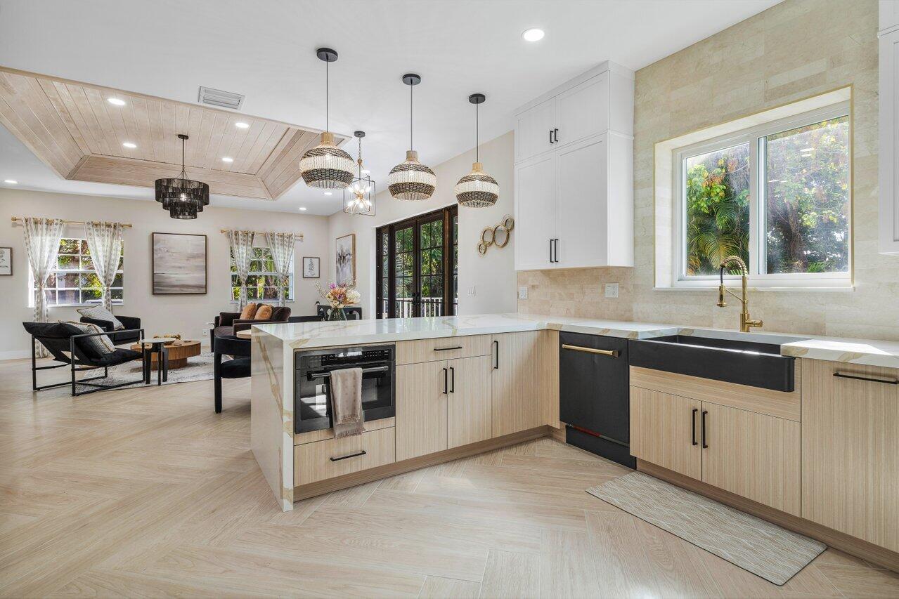 1920 Spanish Trail Delray Beach, FL 33483 - Photo 12 of 23 012-1920SpanishTrail-DelrayBeach-FL-3348