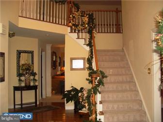2941 Cotswold Road Reading, PA 19608 - Photo 2 of 12 Foyer