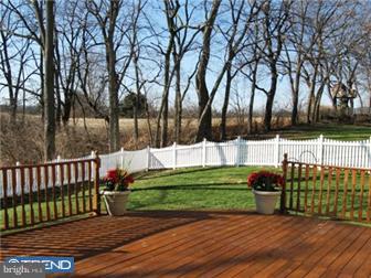 2941 Cotswold Road Reading, PA 19608 - Photo 12 of 12 Exterior Back