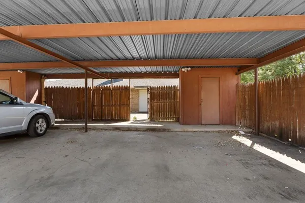 a view of a garage