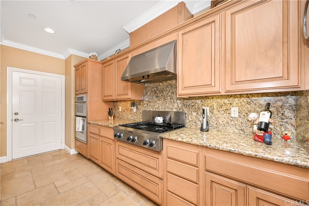 10450 Rose Ann Circle Cypress, CA 90630 - Photo 15 of 52