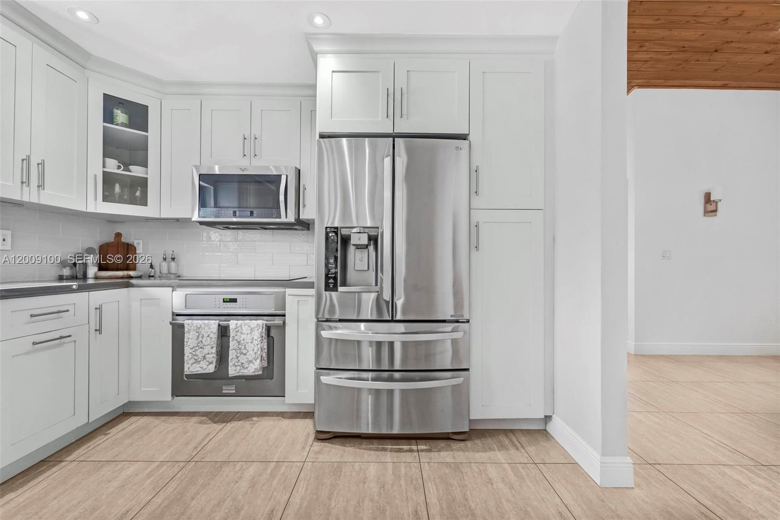 14531 Southwest 111th Terrace Miami, FL 33186 - Photo 16 of 45