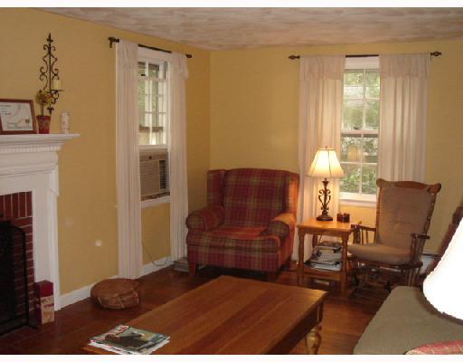 161 Timberline Road Warwick, RI 02886 - Photo 4 of 8 Living Room.