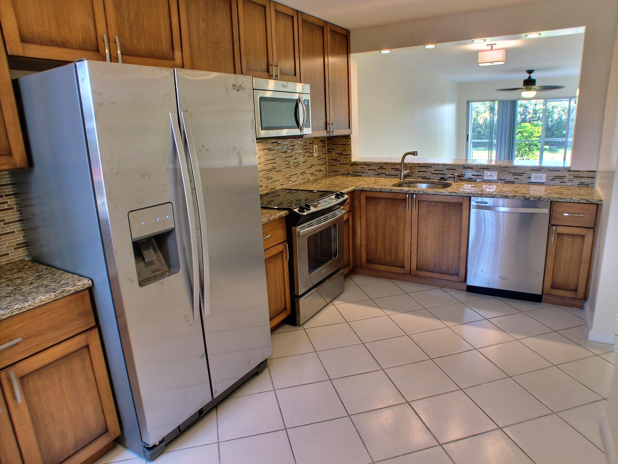 420 Northwest 67th Street, Unit K106 Boca Raton, FL 33487 - Photo 2 of 19 exposio_11745822