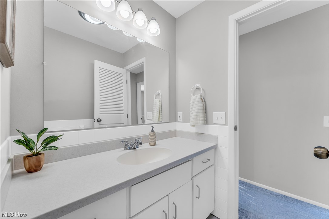 5025 Clubside Road Lyndhurst, OH 44124 - Photo 26 of 35 Bathroom featuring vanity