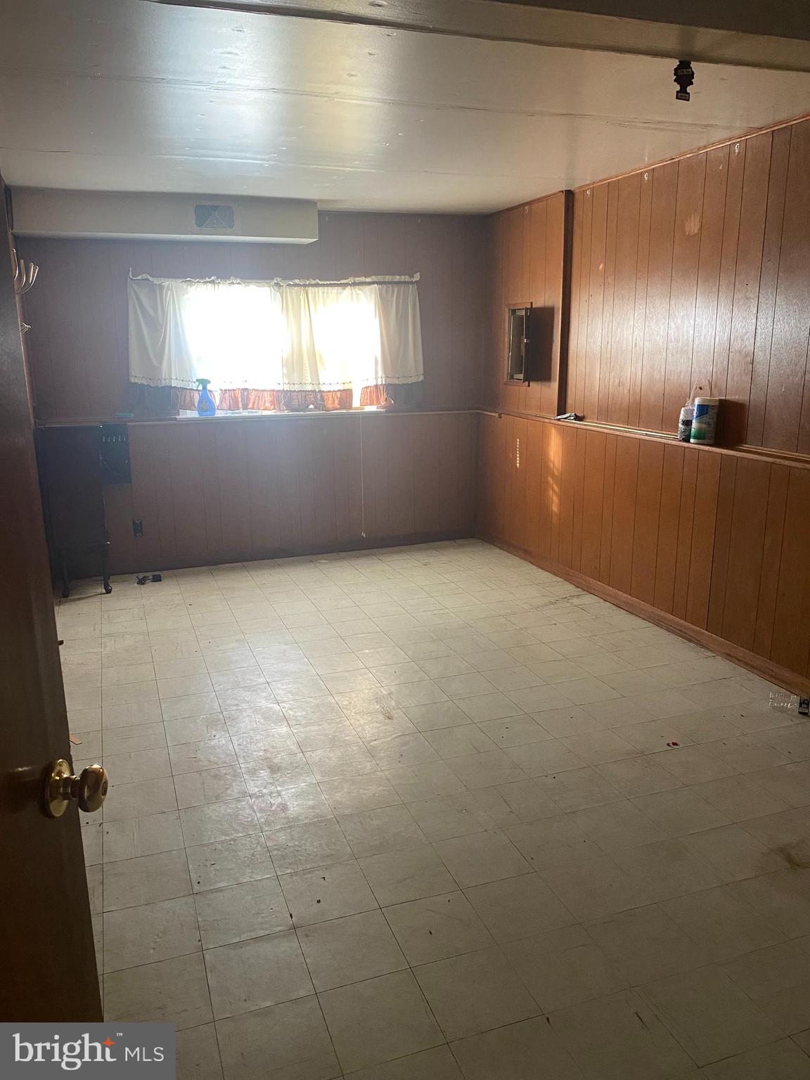 1251 Clements Bridge Road Deptford, NJ 08096 - Photo 11 of 14 Bedroom 4 (lower level)