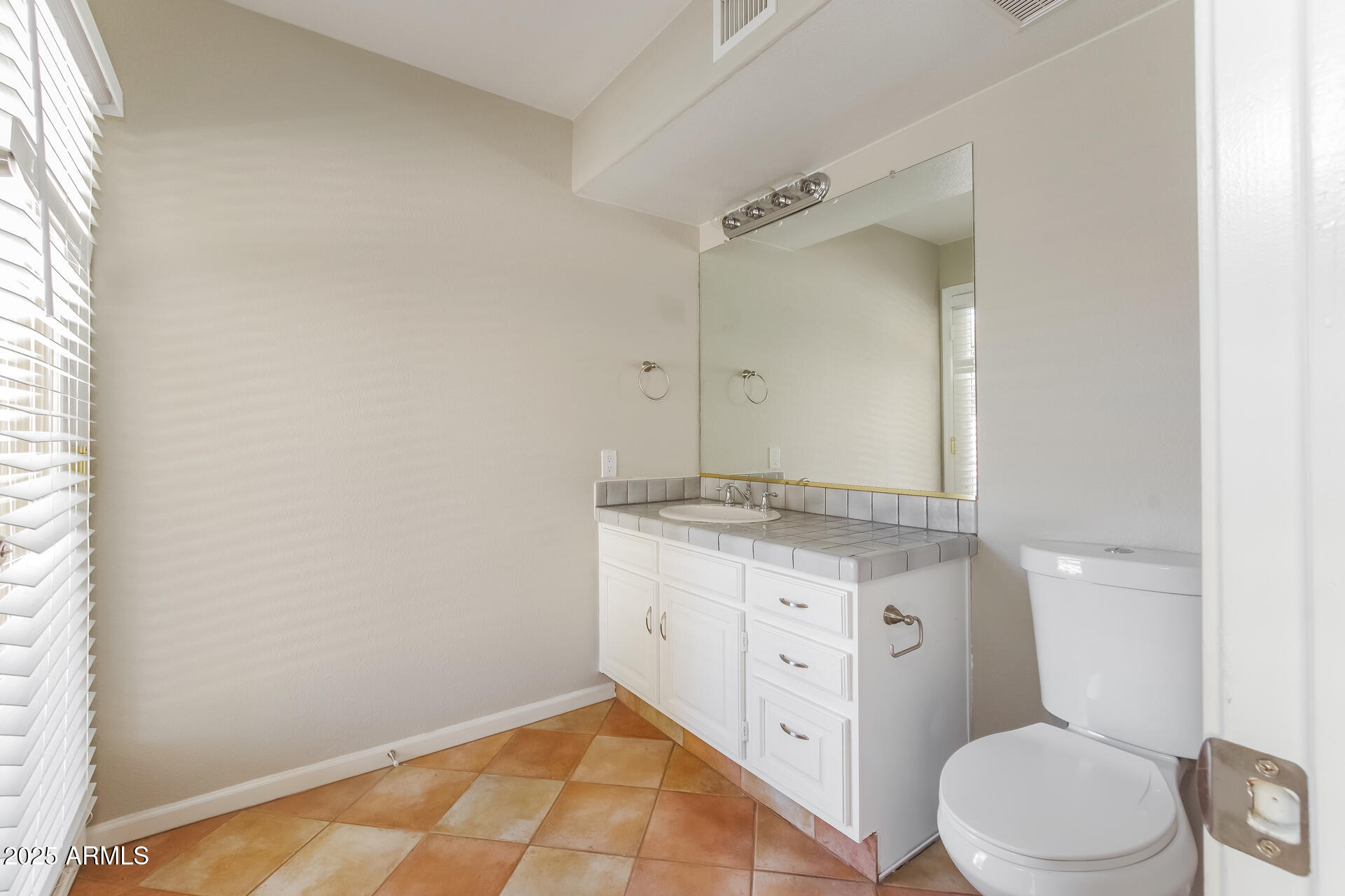 18702 North 67th Drive Glendale, AZ 85308 - Photo 12 of 17 013-photo-bathroom-8265453