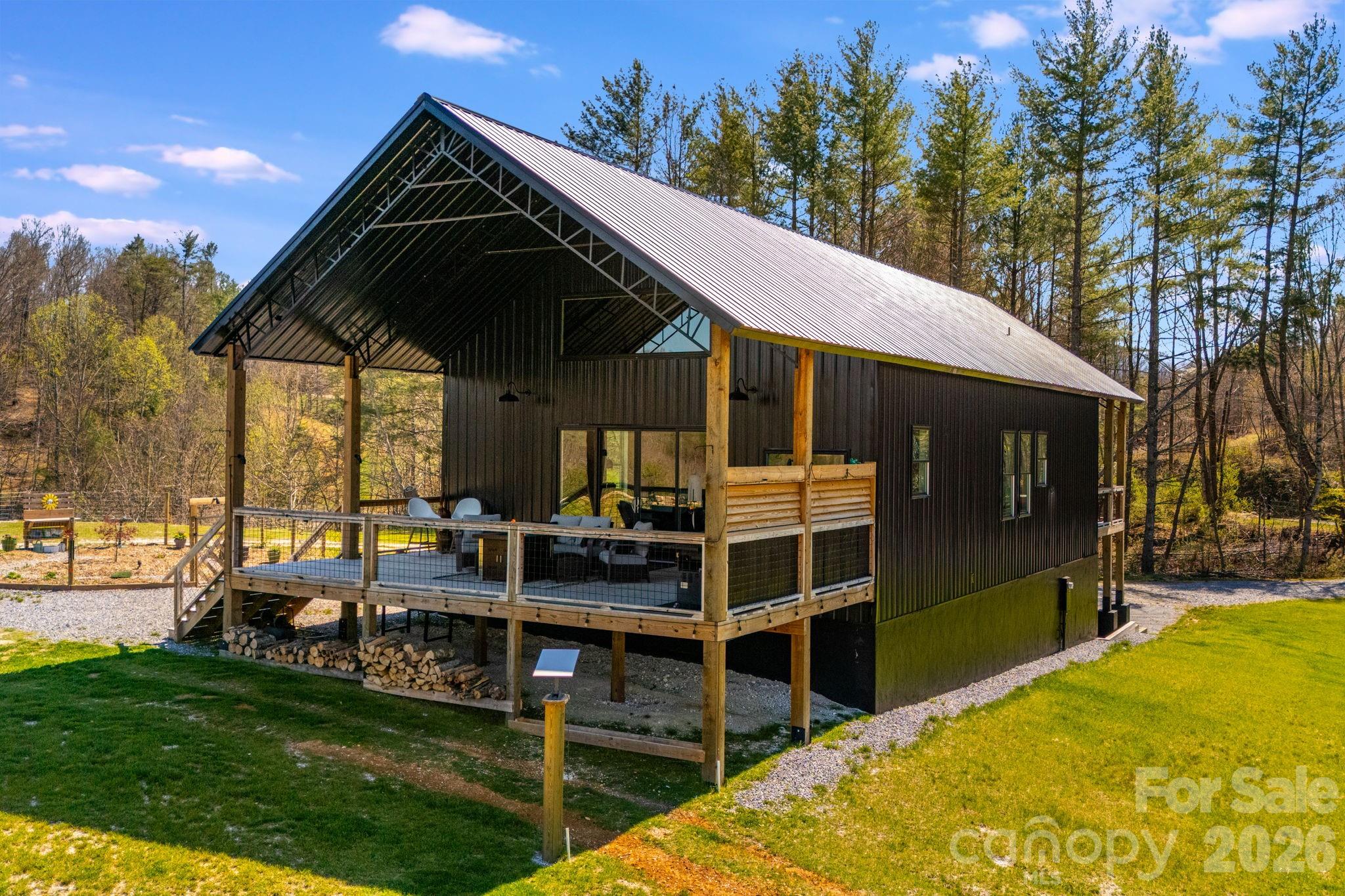 4530 Double Island Road Green Mountain, NC 28740 - Photo 33 of 48