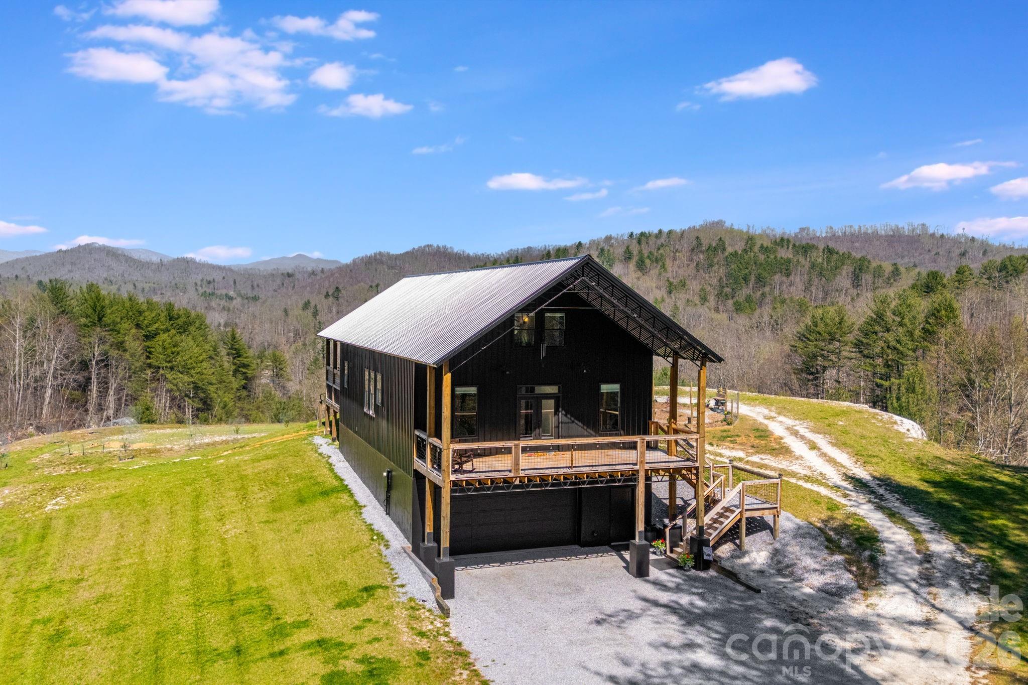 4530 Double Island Road Green Mountain, NC 28740 - Photo 34 of 48