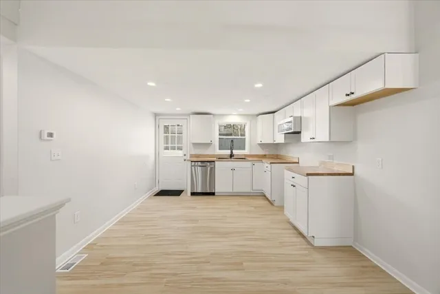 $429,900 | 9 Blissful Lane, Wareham, MA 02538