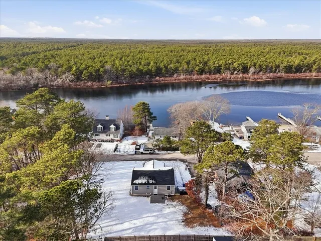 $429,900 | 9 Blissful Lane, Wareham, MA 02538